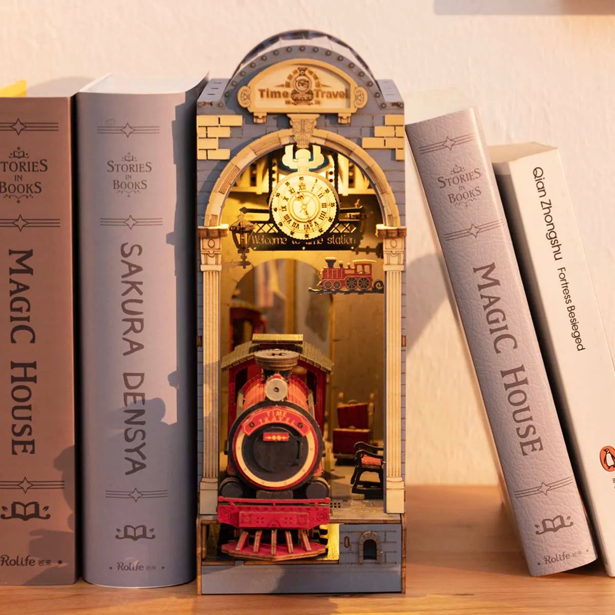 Rolife Time Travel (TGB04) - LED Book Nook Display