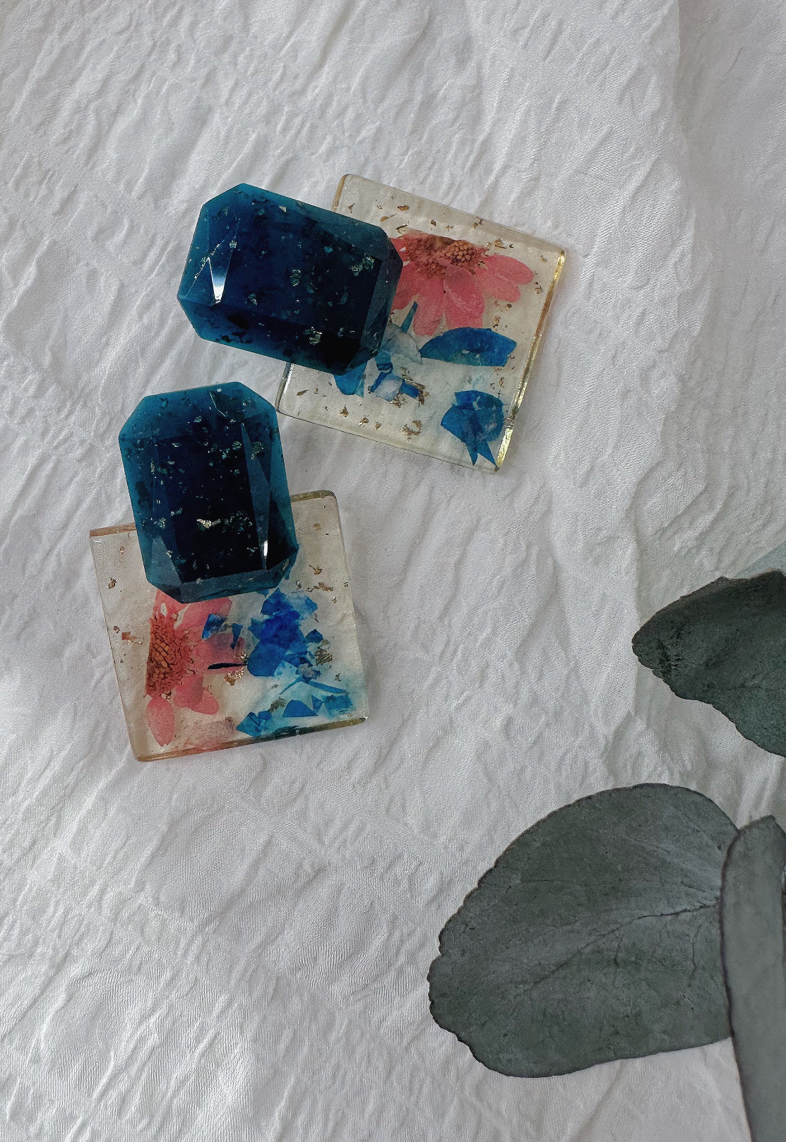 artistic blue crystal earrings