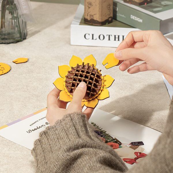 Sunflower (TW011) | Wooden Bloom Craft Kit