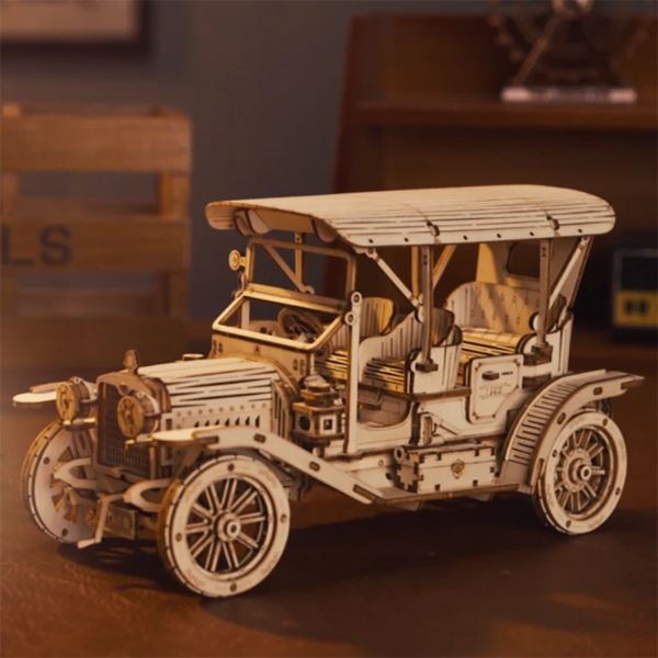 Vintage Car (MC801) - Retro Runabout Display
