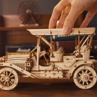 Vintage Car (MC801) - Retro Runabout Display