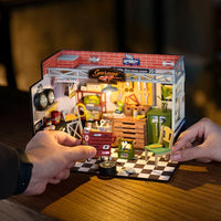 Garage Workshop (DG165) DIY Miniature House Kit