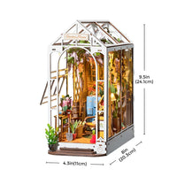 Holiday Garden House (TGB06) - Warm Light Book Nook Display