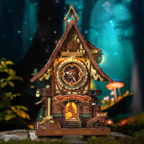 Cuckoo Clock (LC901C) - Functional Mechanical Clock Display