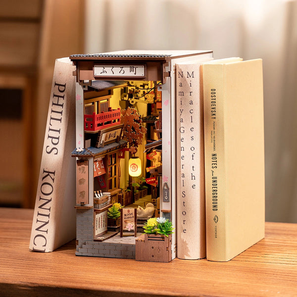 Rolife DIY Book Nook - Sakura Wine Alley