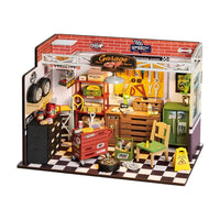 Garage Workshop (DG165) DIY Miniature House Kit