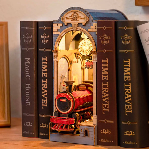 Rolife Time Travel (TGB04) - LED Book Nook Display