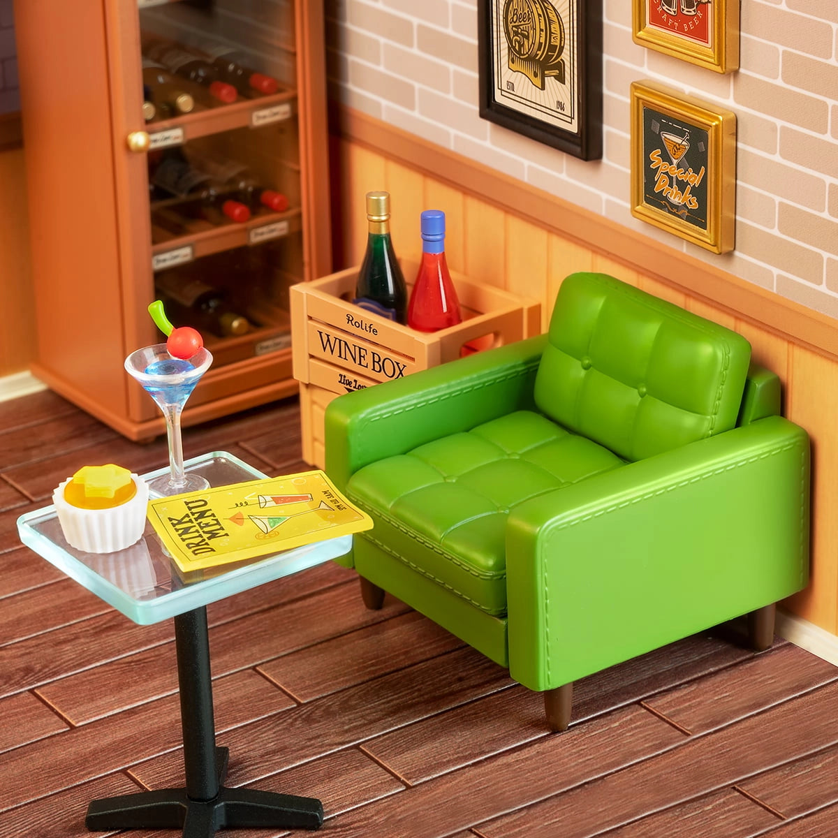 Rolife Leisurely Cheers Bar Super Creator Miniature House