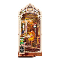 Holiday Cafe (TGB15) - Warm Light Book Nook Display