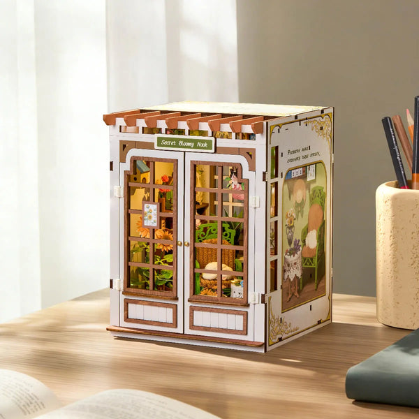 Rolife Secret Bloomy Nook (TGE04) - DIY Book Nook Kit