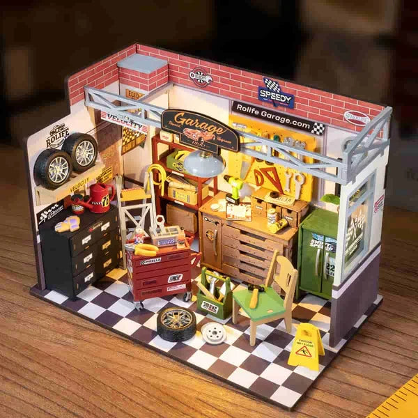 Garage Workshop (DG165) DIY Miniature House Kit