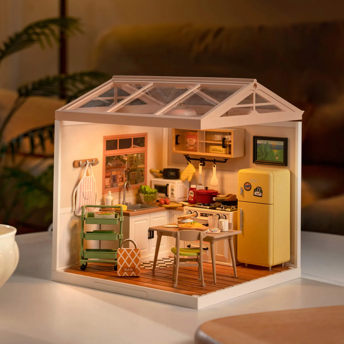 Rolife Happy Meals Kitchen (DW008) - Super Creator Mini Room Kit