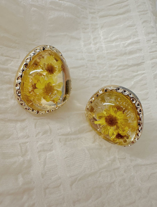 sunflower gold rim earrings