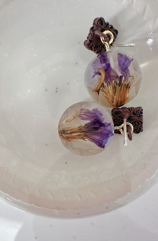 purple crystalised coin