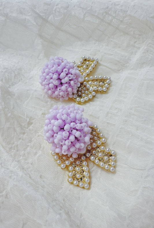 Fluorescent gold coated Lavender