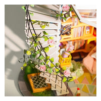 Dora's Loft (DG12) - DIY Mini House Kit